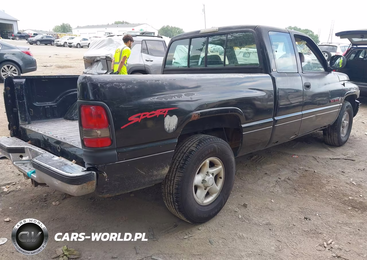 1996 Dodge Ram 1500 VIN:3B7HC13Z2TG113779 - 4