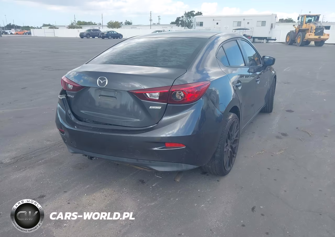 2015 Mazda Mazda3 I Sport VIN:3MZBM1U72FM193331 - 4