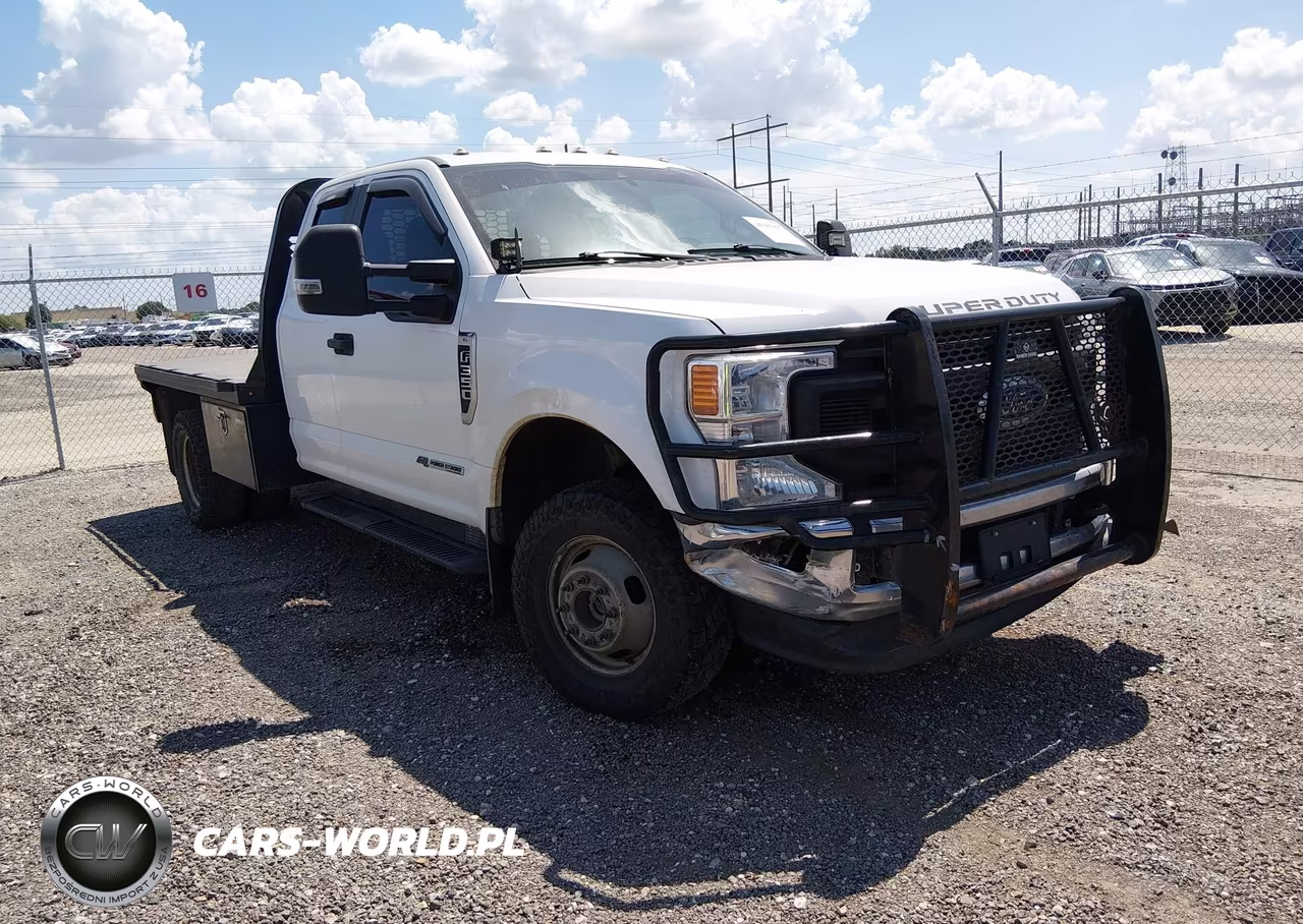 2020 Ford F-350 Chassis Xl