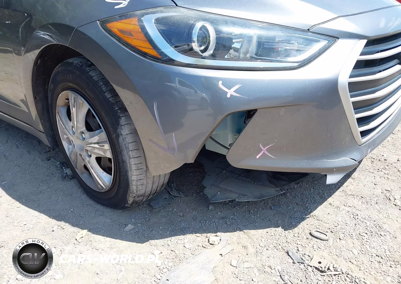 2018 Hyundai Elantra Se VIN:5NPD74LF8JH333894 - 6