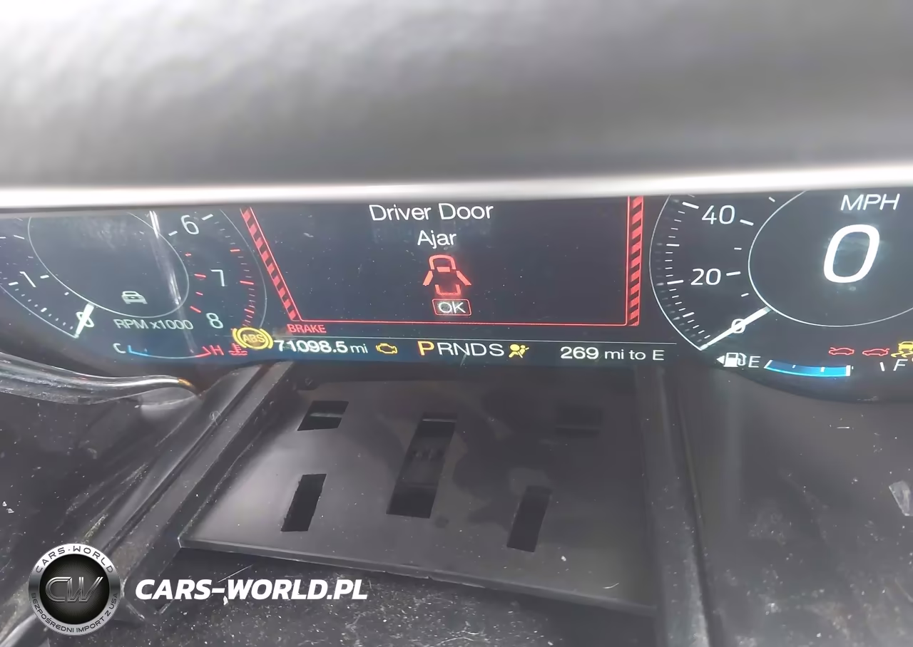 2018 Ford Mustang Ecoboost Premium VIN:1FATP8UH8J5156563 - 7
