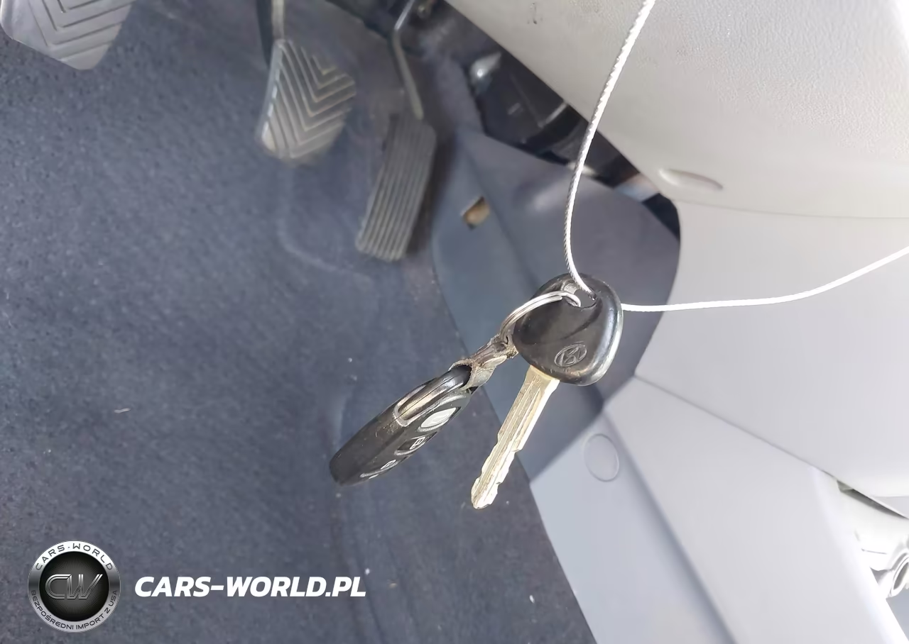 2008 Hyundai Elantra Gls-Se VIN:KMHDU46D38U439068 - 11