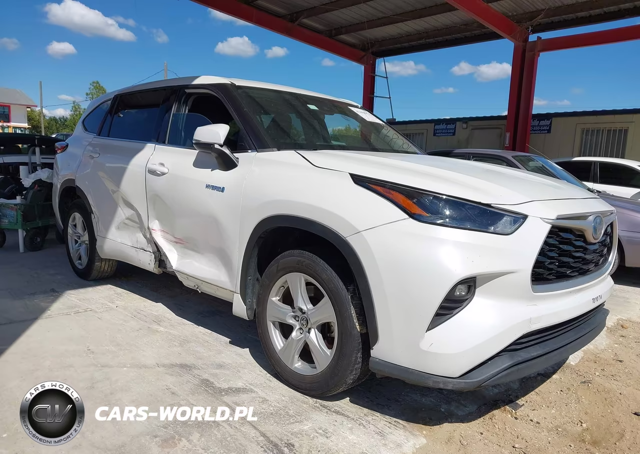 2021 Toyota Highlander Hybrid Le