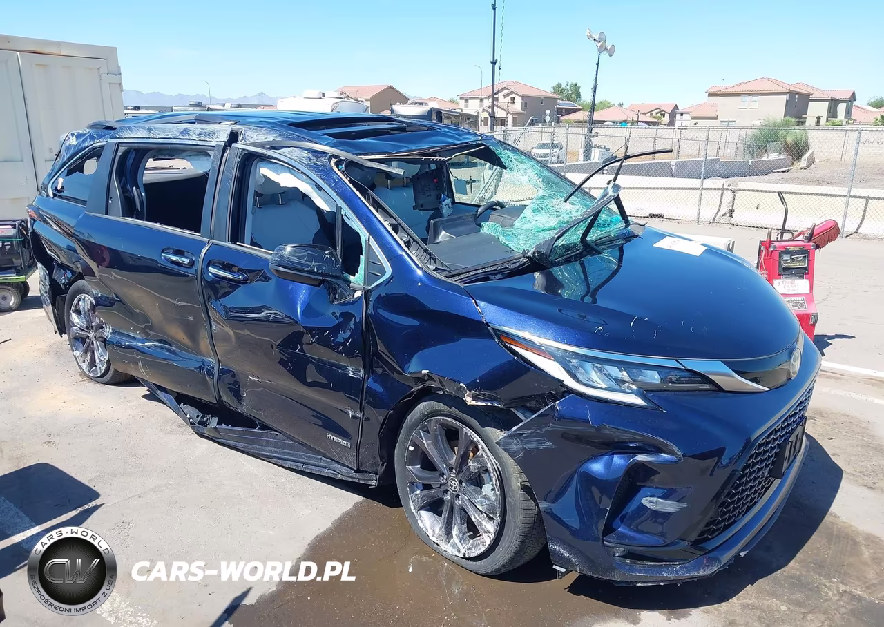 2021 Toyota Sienna Xse