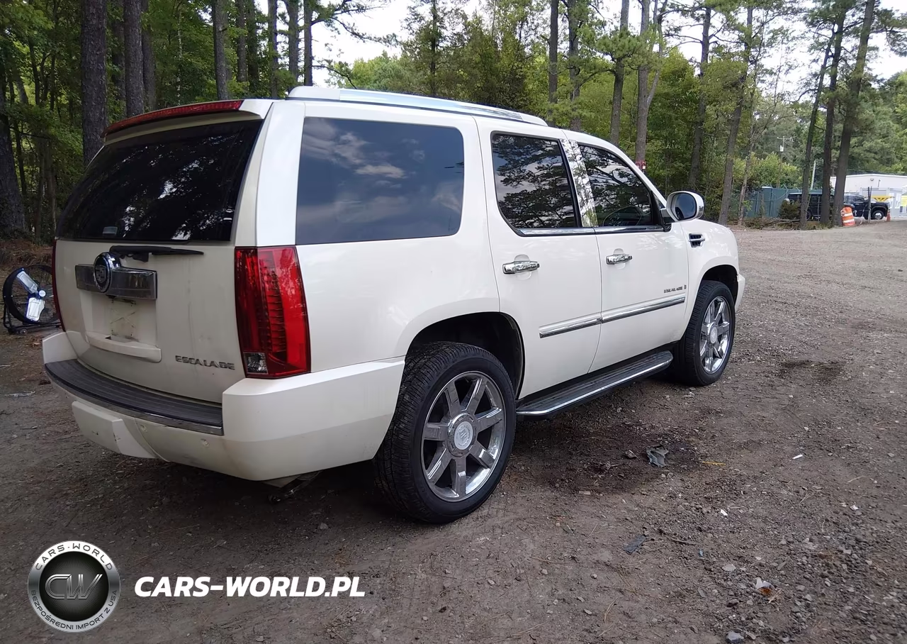 2008 Cadillac Escalade VIN:1GYFK63868R115437 - 4