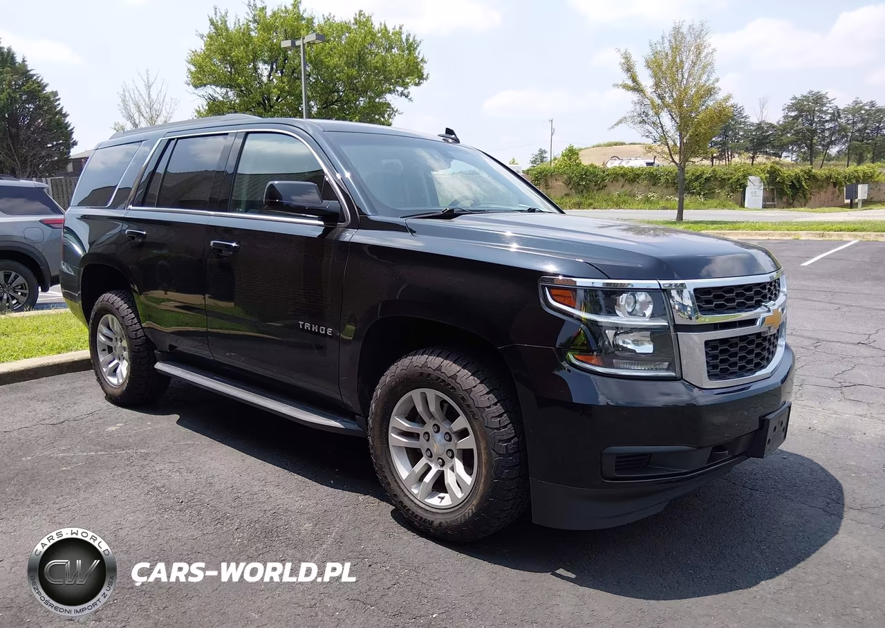 2017 Chevrolet Tahoe Ls – zdjęcie 1 z 17