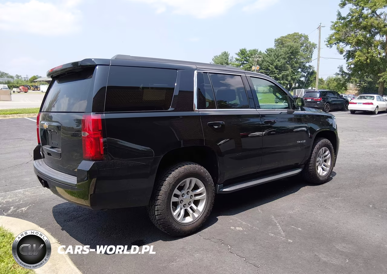 2017 Chevrolet Tahoe Ls VIN:1GNSKAEC5HR329741 - 4