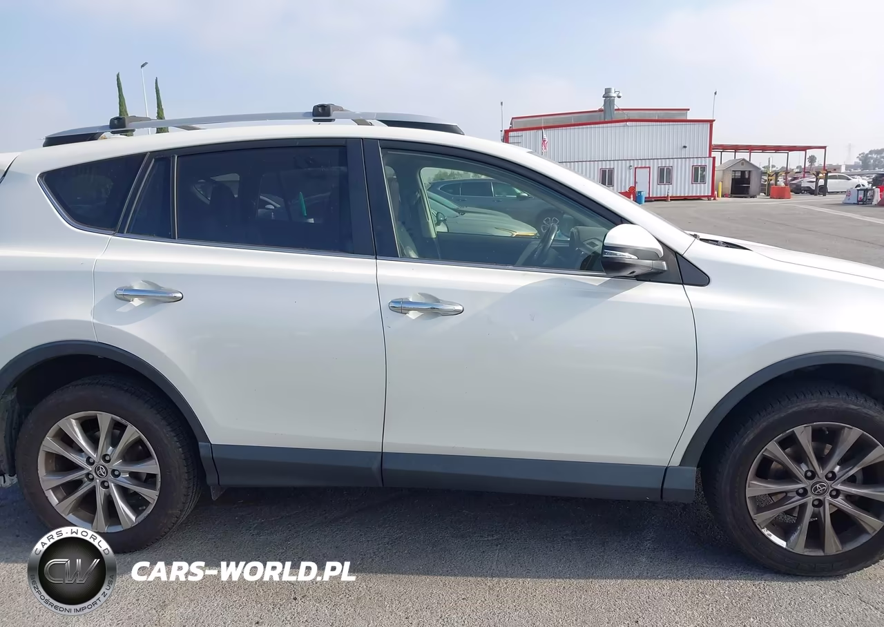 2016 Toyota Rav4 Limited VIN:JTMYFREV9GJ077934 - 13