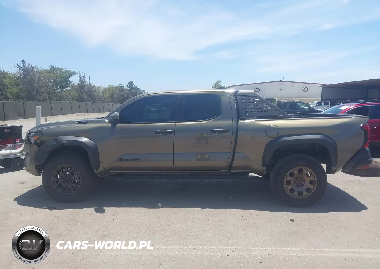 2026 Toyota Tacoma Hybrid Trailhunter VIN:3TYLC5LN8TT053298 - 14