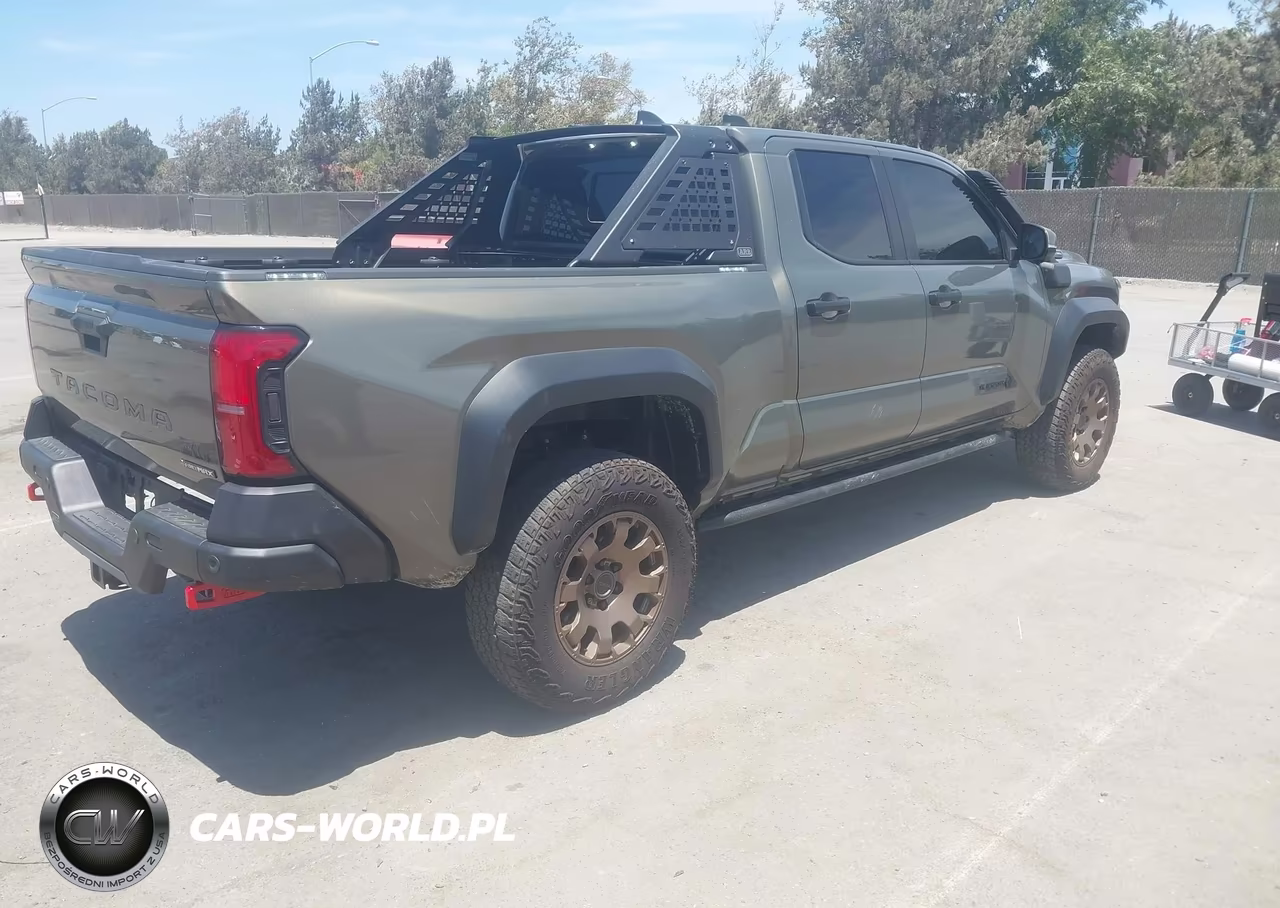 2026 Toyota Tacoma Hybrid Trailhunter VIN:3TYLC5LN8TT053298 - 4