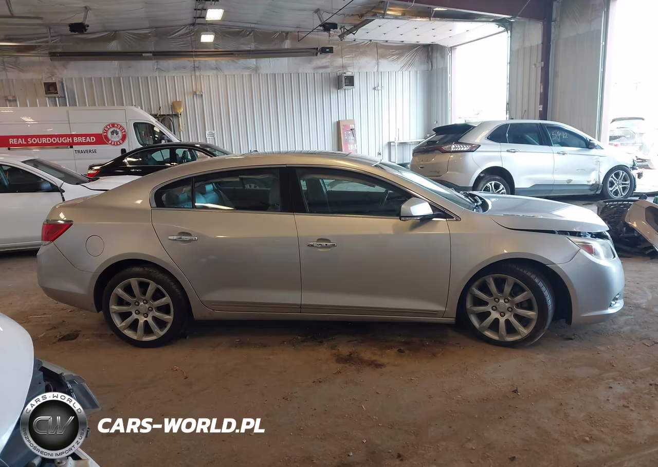 2010 Buick Lacrosse Cxs VIN:1G4GE5EV8AF190710 - 13