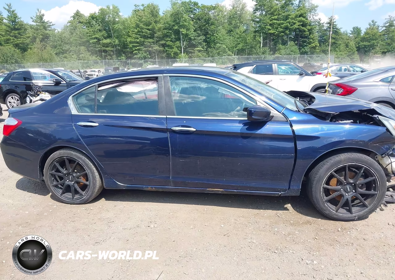 2014 Honda Accord Sport VIN:1HGCR2F51EA073365 - 13