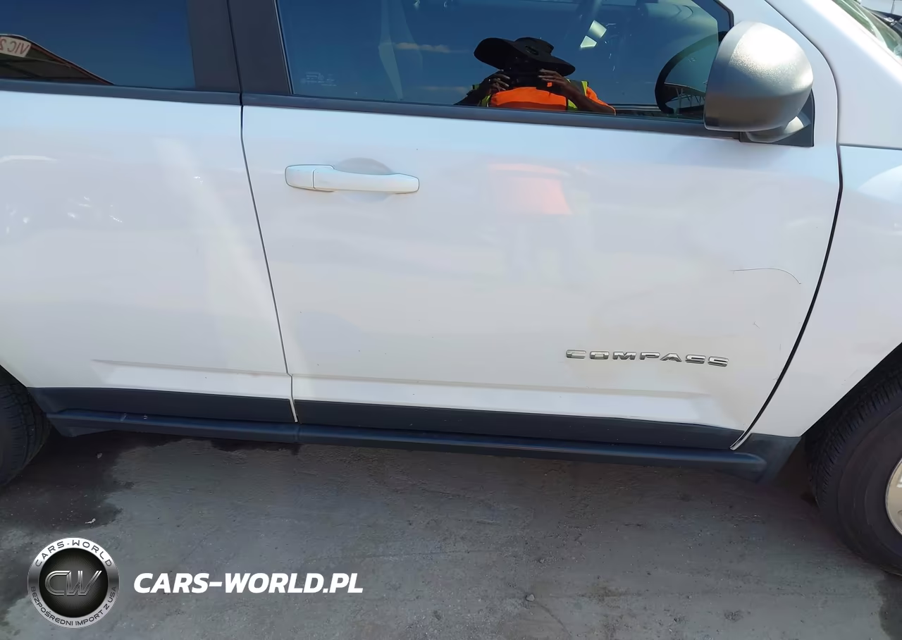 2014 Jeep Compass Sport VIN:1C4NJCBAXED844735 - 17