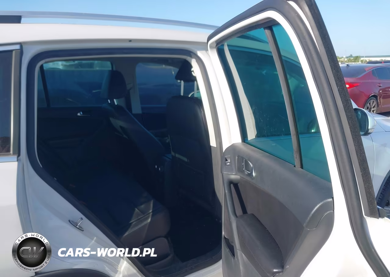 2012 Volkswagen Tiguan Se VIN:WVGAV7AX8CW532698 - 8
