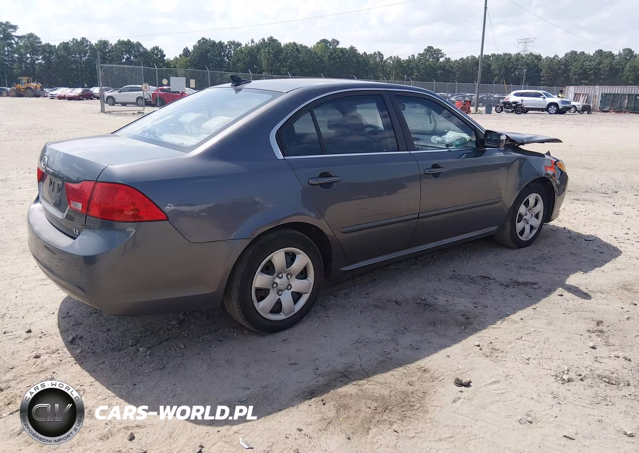 2009 Kia Optima Lx VIN:KNAGE228X95311625 - 4