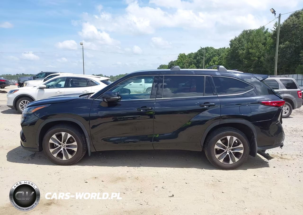 2021 Toyota Highlander Xle VIN:5TDGZRBH8MS105027 - 14