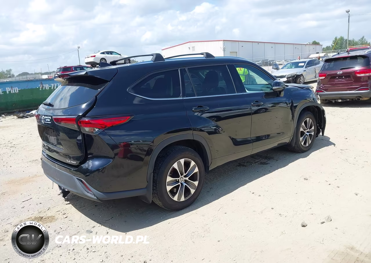 2021 Toyota Highlander Xle VIN:5TDGZRBH8MS105027 - 4