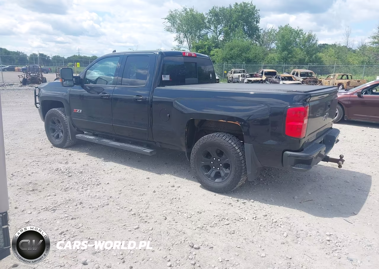 2017 Chevrolet Silverado 1500 Lt VIN:1GCVKREC5HZ355082 - 3