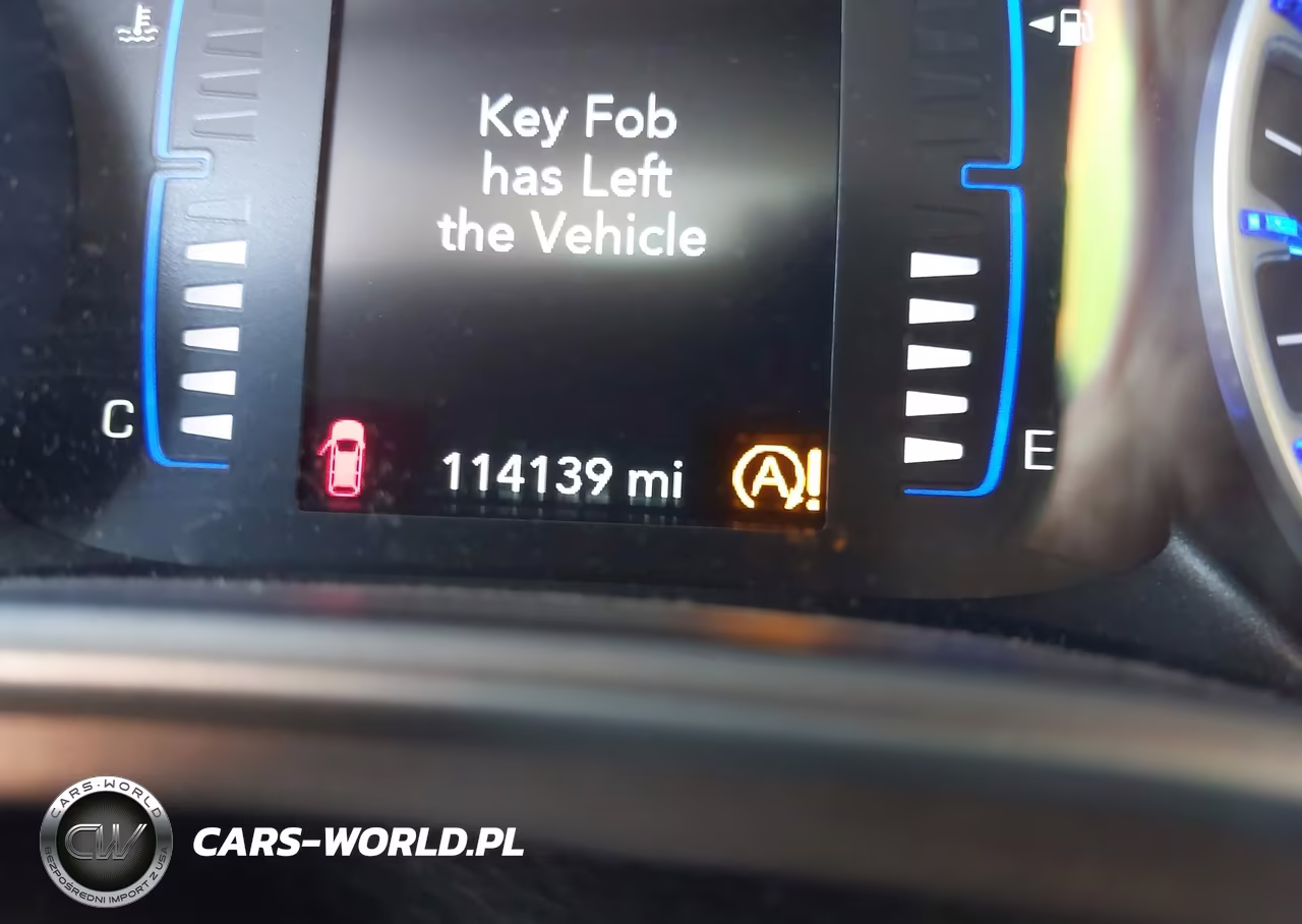 2020 Chrysler Voyager L VIN:2C4RC1AG2LR146247 - 16