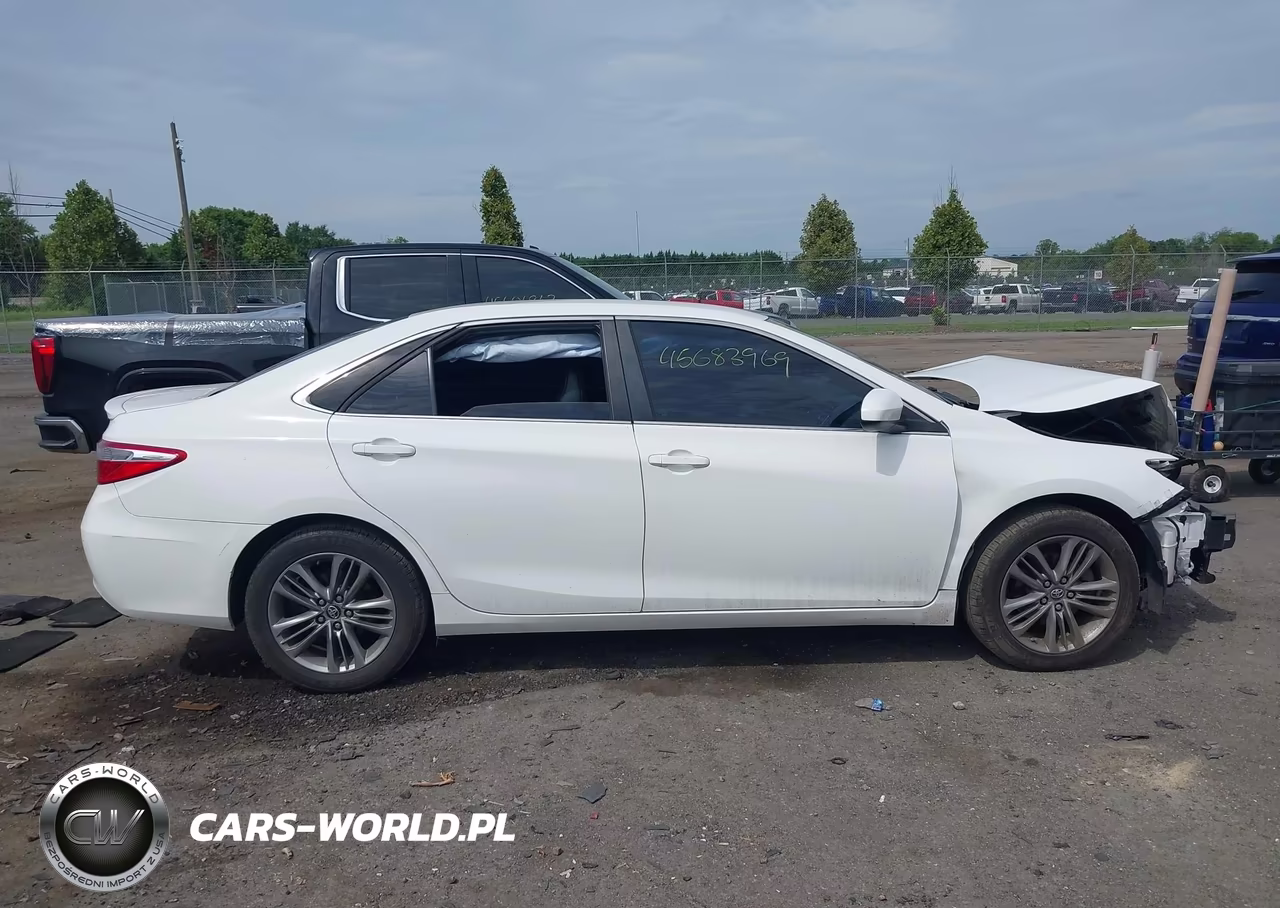 2017 Toyota Camry Se VIN:4T1BF1FK1HU390760 - 14