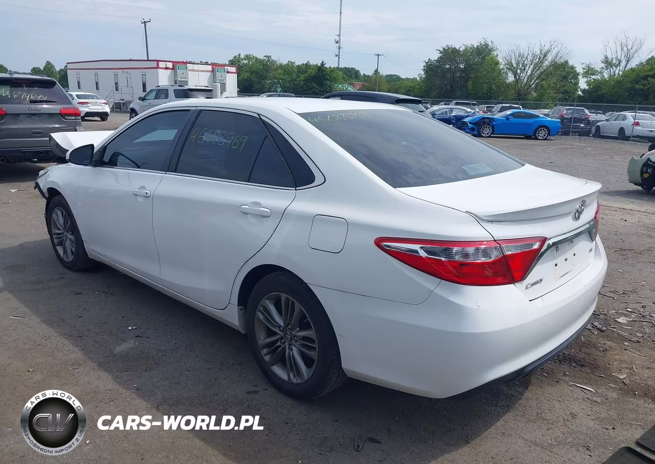 2017 Toyota Camry Se VIN:4T1BF1FK1HU390760 - 3