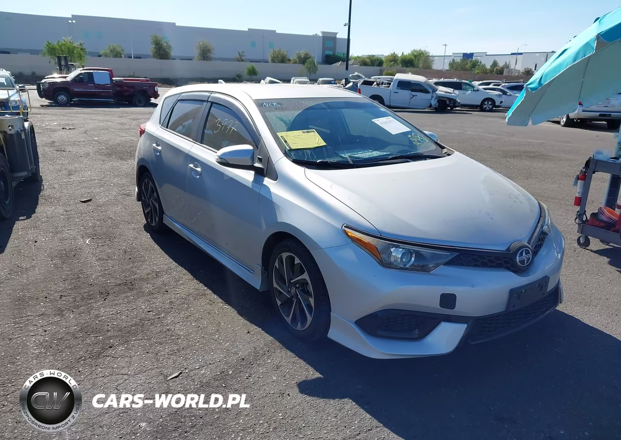 2016 Scion Im – zdjęcie 1 z 16