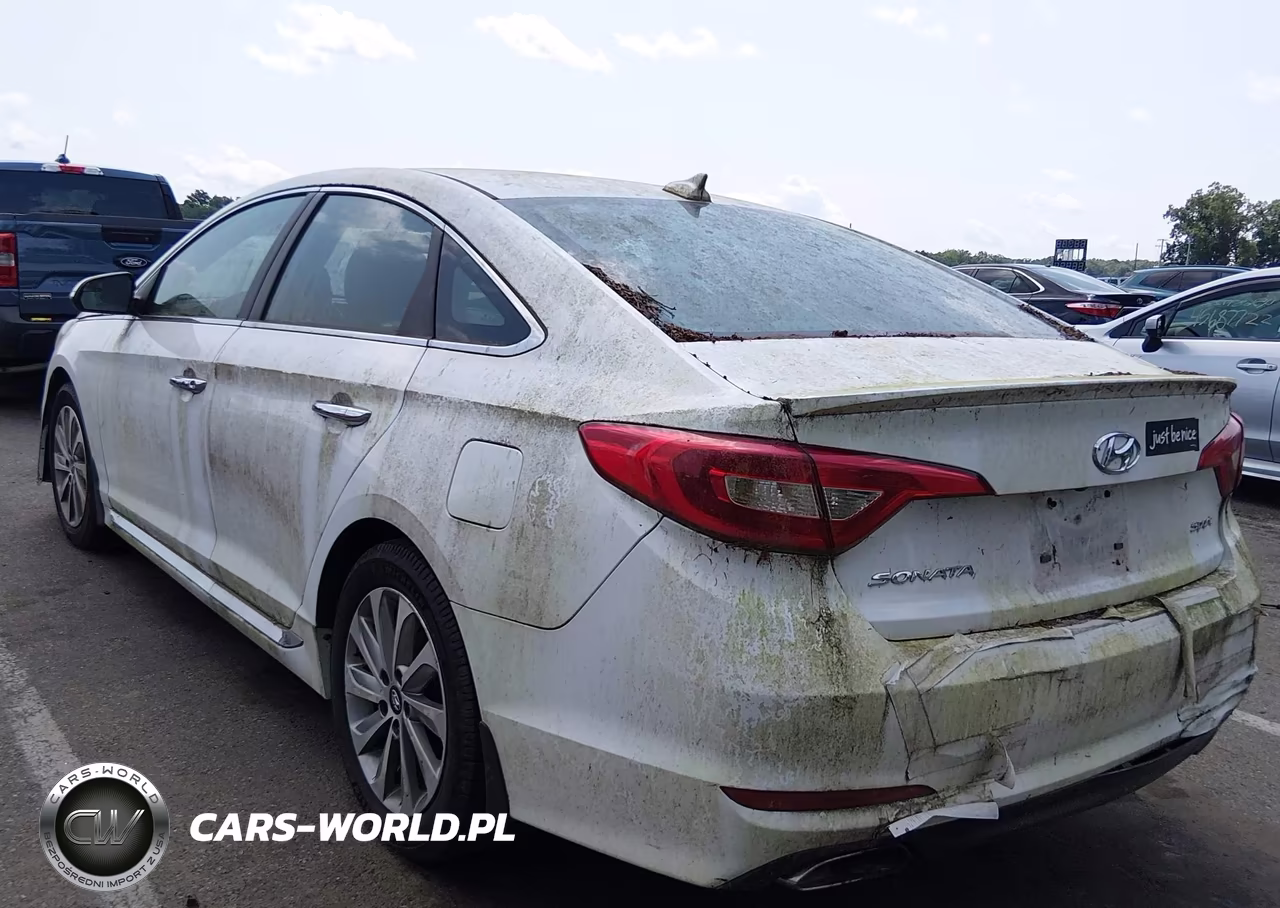 2017 Hyundai Sonata Sport VIN:5NPE34AF5HH479358 - 3