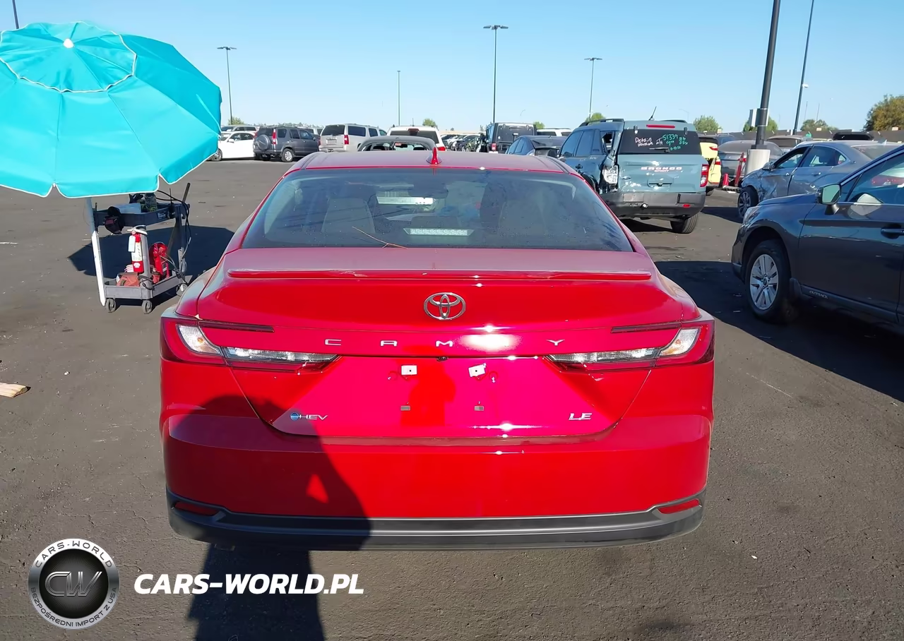 2026 Toyota Camry Le VIN:4T1DAACK4TU311988 - 16