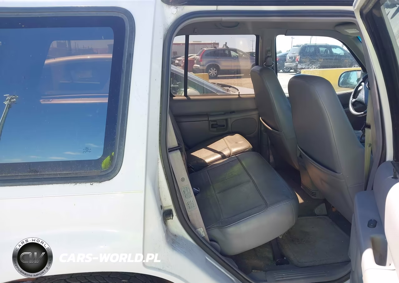 1997 Ford Explorer VIN:1FMDU35P4VZB10075 - 8
