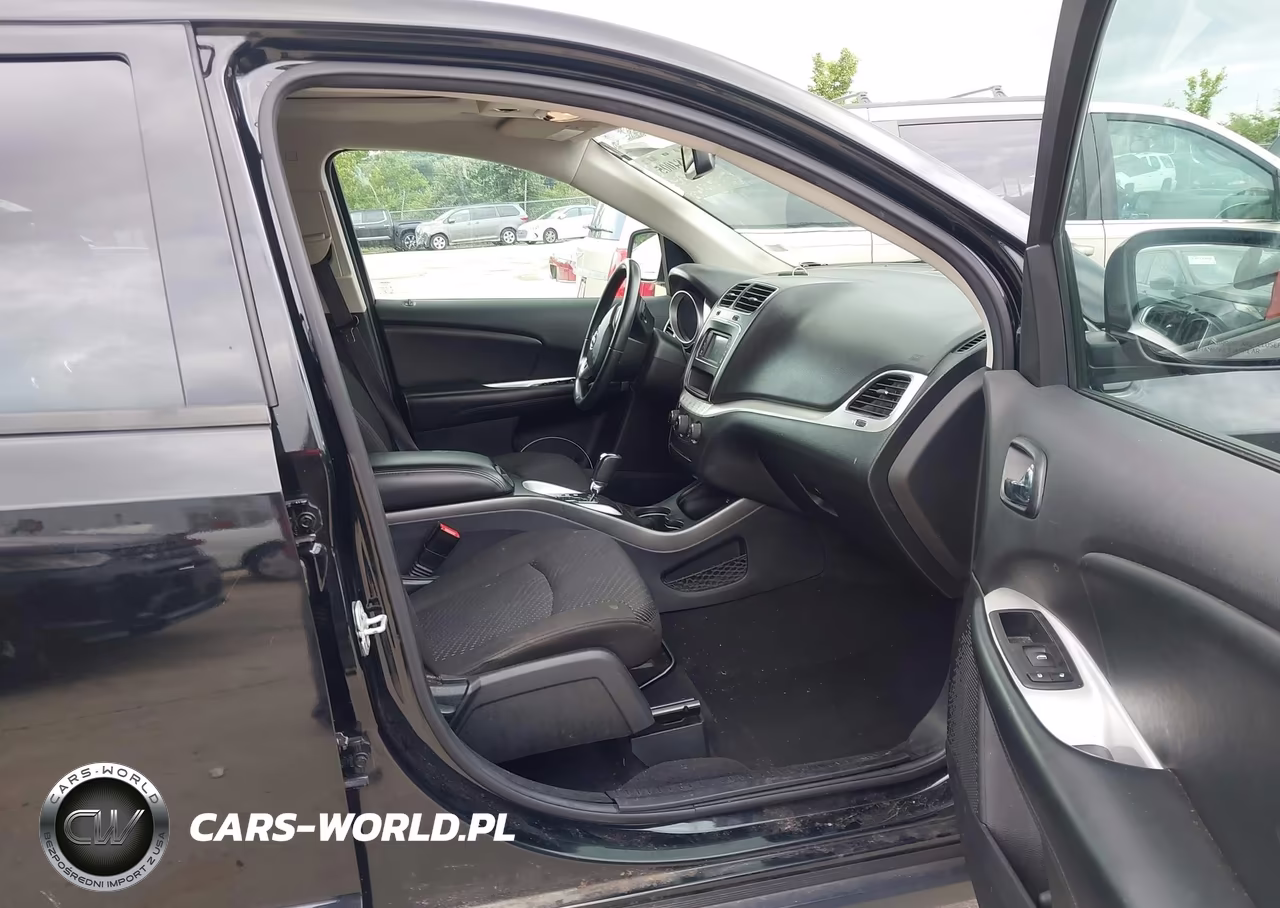 2019 Dodge Journey Se VIN:3C4PDCBB5KT719253 - 5