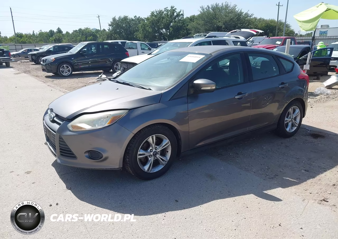 2014 Ford Focus Se VIN:1FADP3K28EL299732 - 2