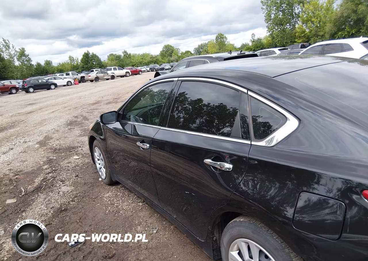 2016 Nissan Altima 2.5 S VIN:1N4AL3AP3GC264255 - 14