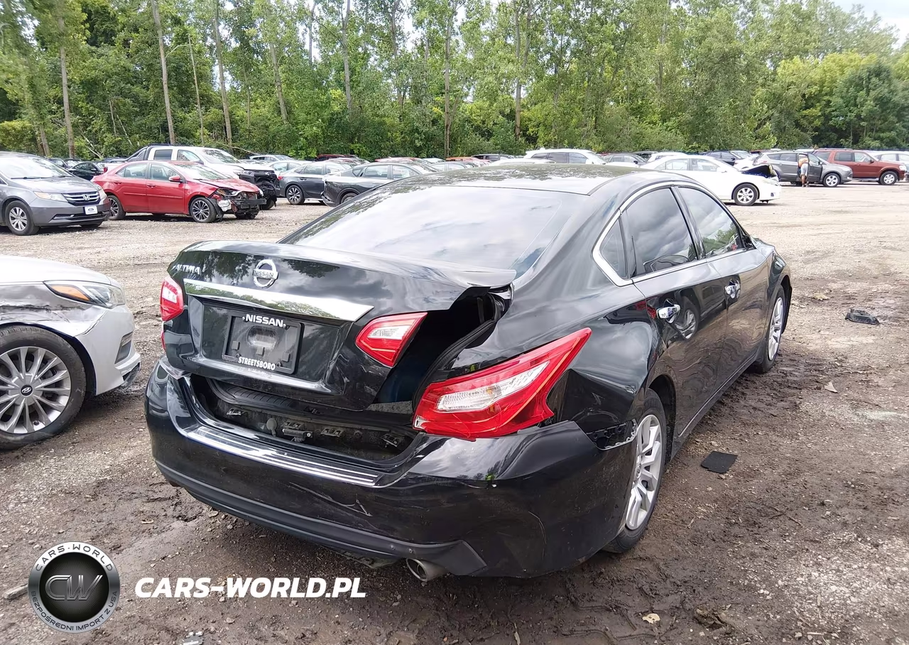 2016 Nissan Altima 2.5 S VIN:1N4AL3AP3GC264255 - 4