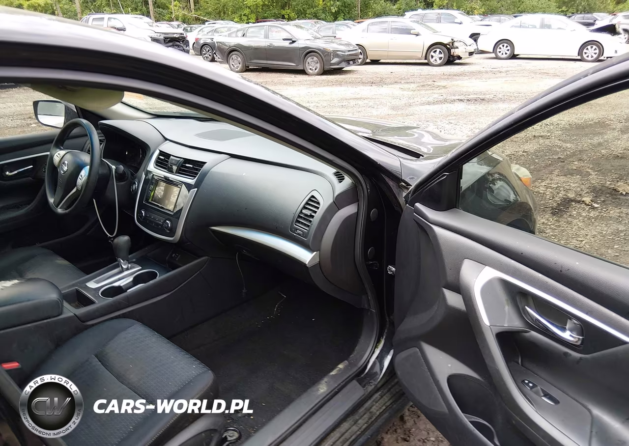 2016 Nissan Altima 2.5 S VIN:1N4AL3AP3GC264255 - 5