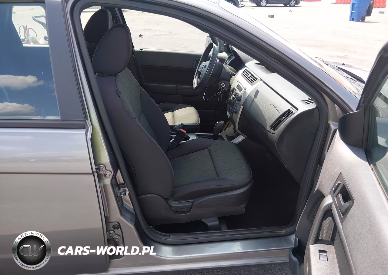 2011 Ford Focus Se VIN:1FAHP3FN3BW148359 - 5