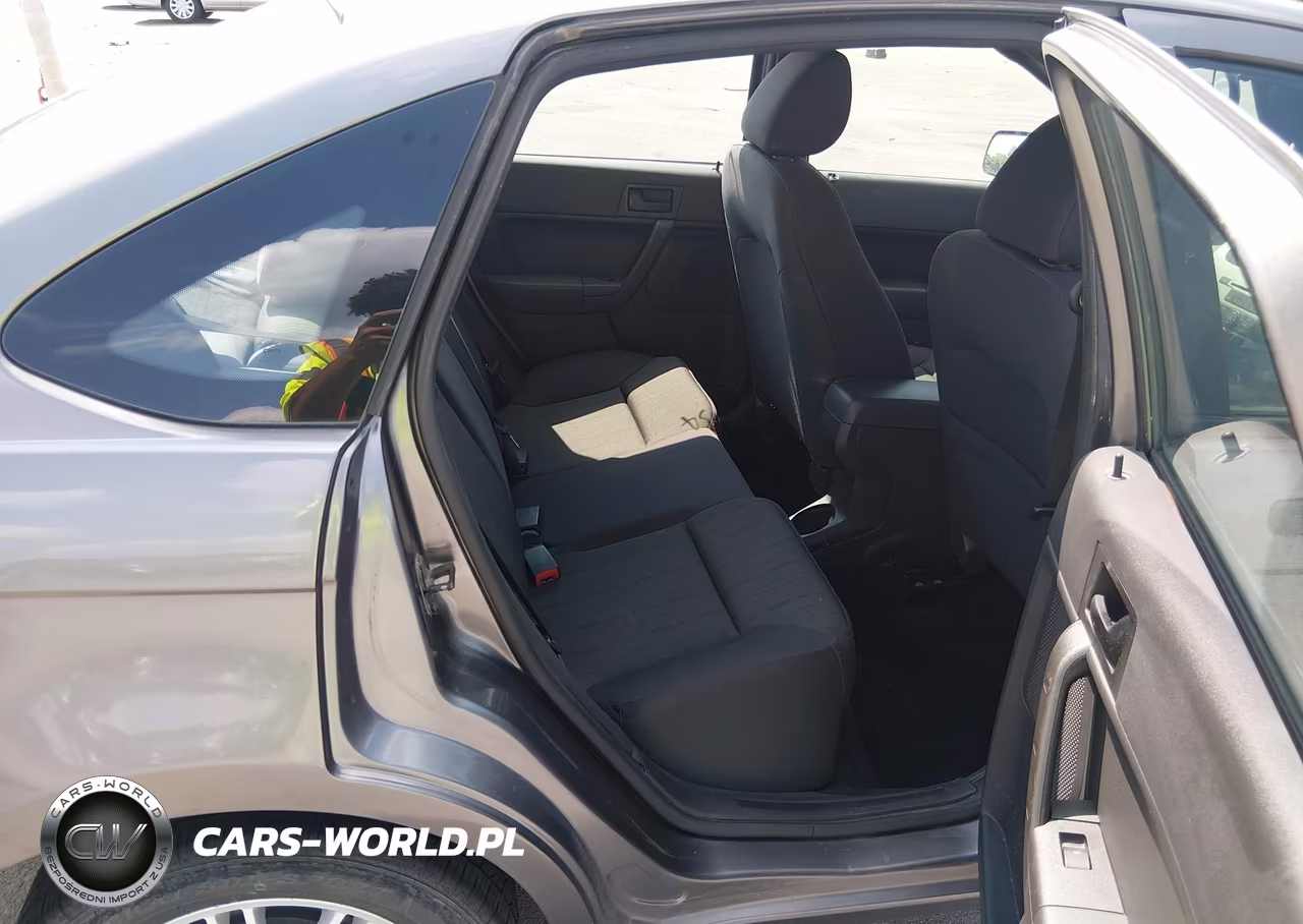 2011 Ford Focus Se VIN:1FAHP3FN3BW148359 - 8