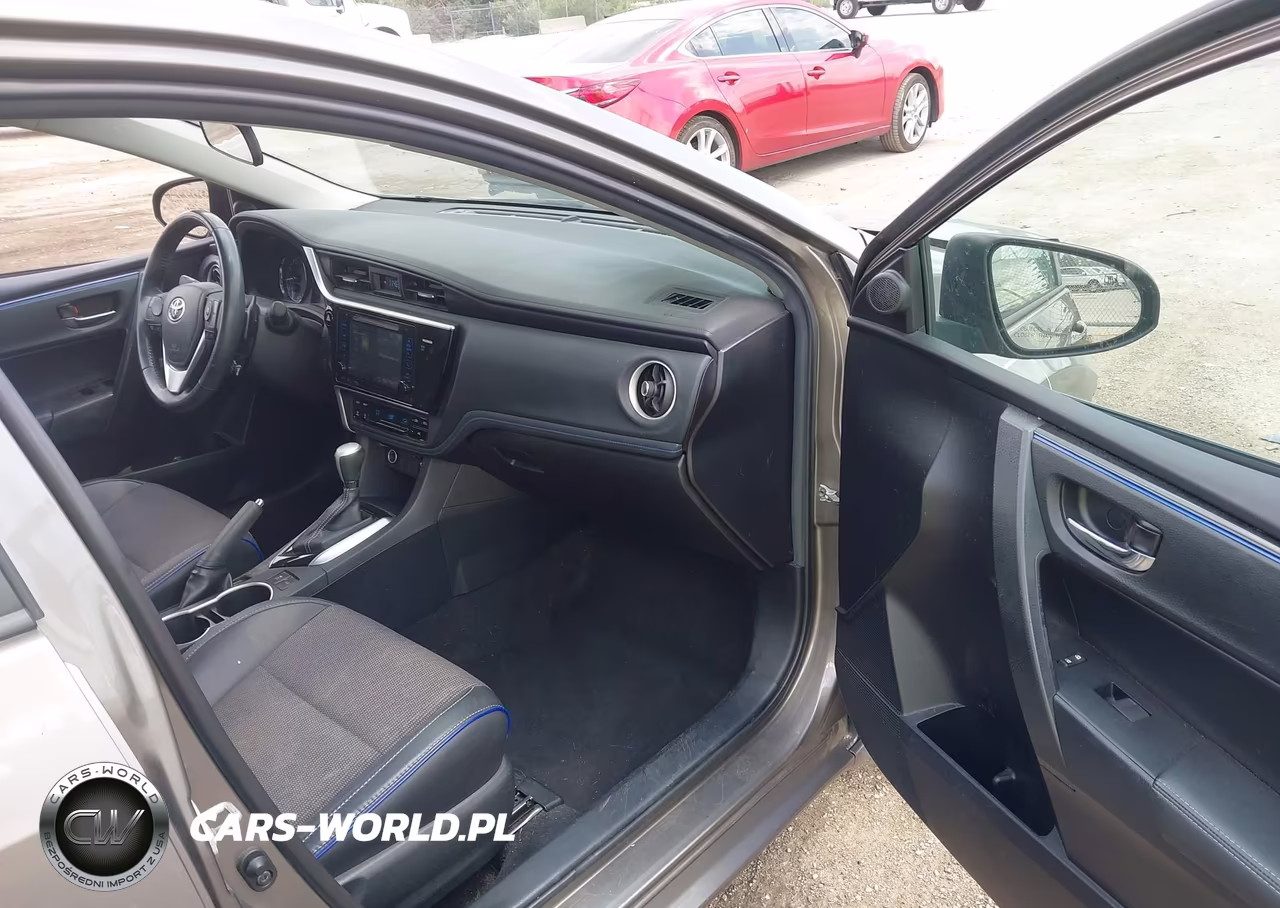 2017 Toyota Corolla Se VIN:2T1BURHE9HC756106 - 5