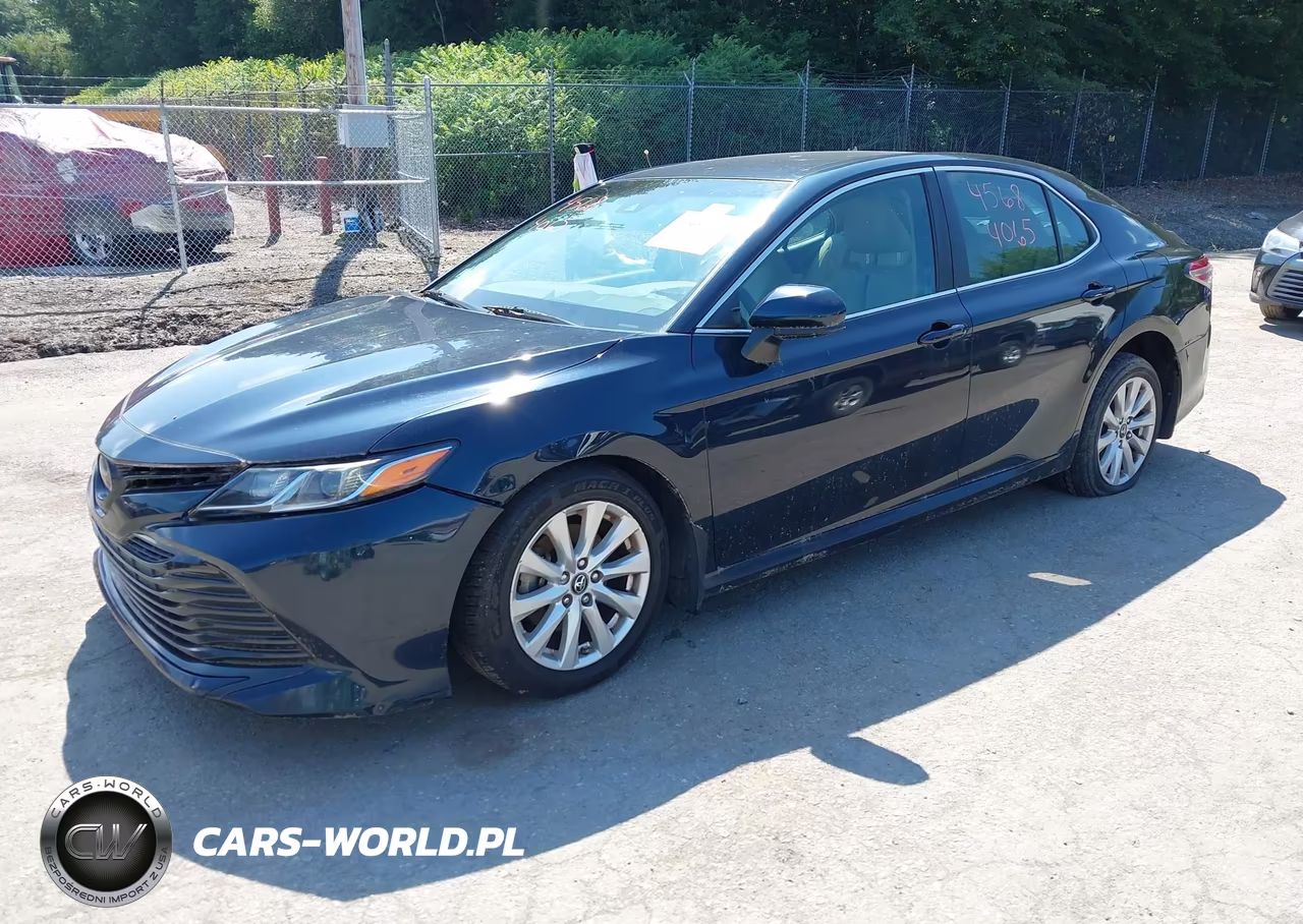 2018 Toyota Camry Le VIN:4T1B11HK5JU531265 - 2