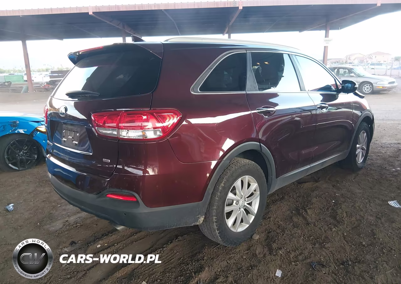 2017 Kia Sorento 2.4L Lx VIN:5XYPG4A3XHG210637 - 4