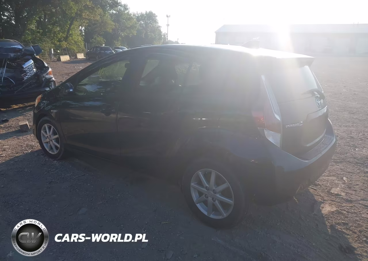 2016 Toyota Prius C Four