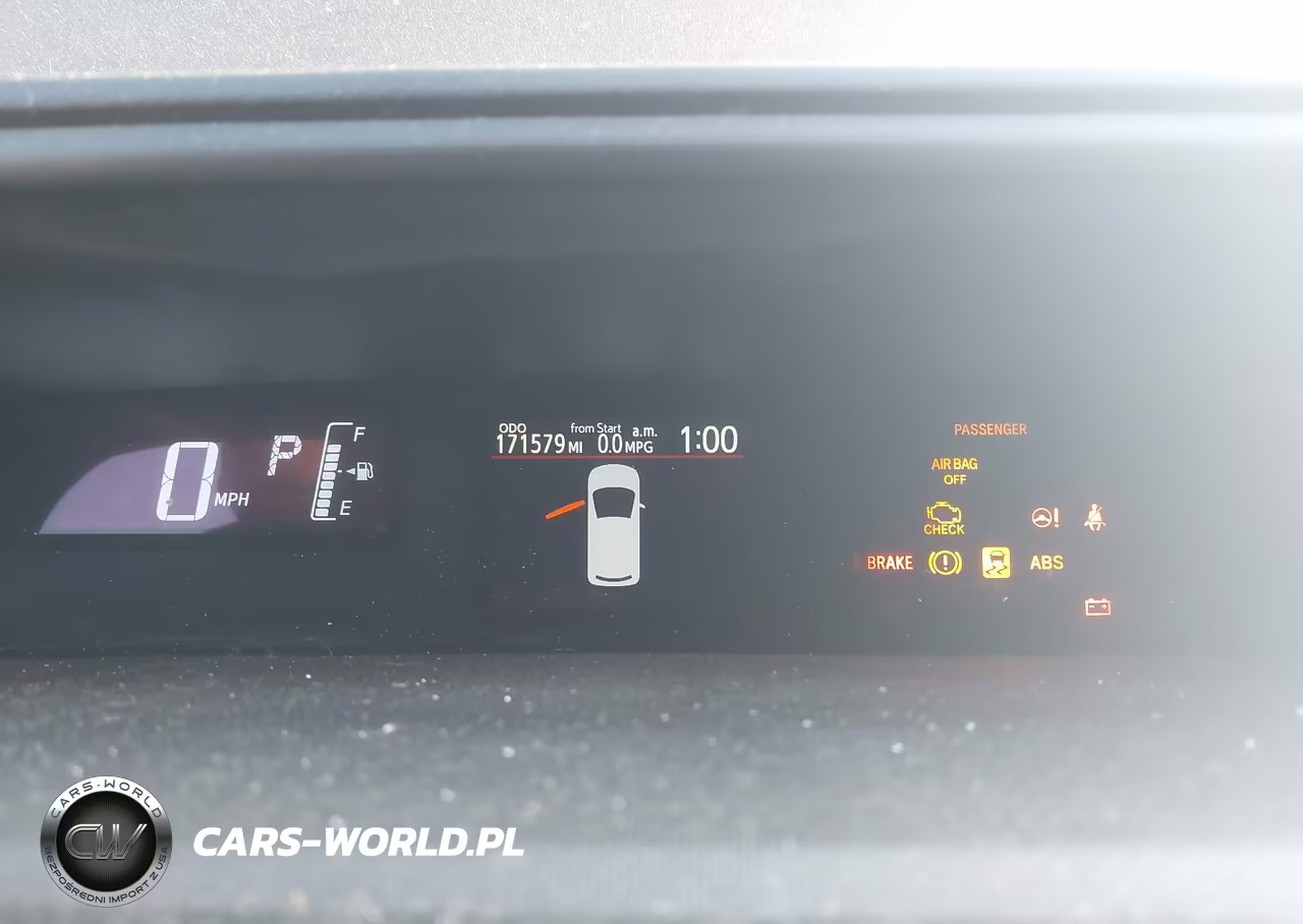 2016 Toyota Prius C Four VIN:JTDKDTB3XG1122794 - 5