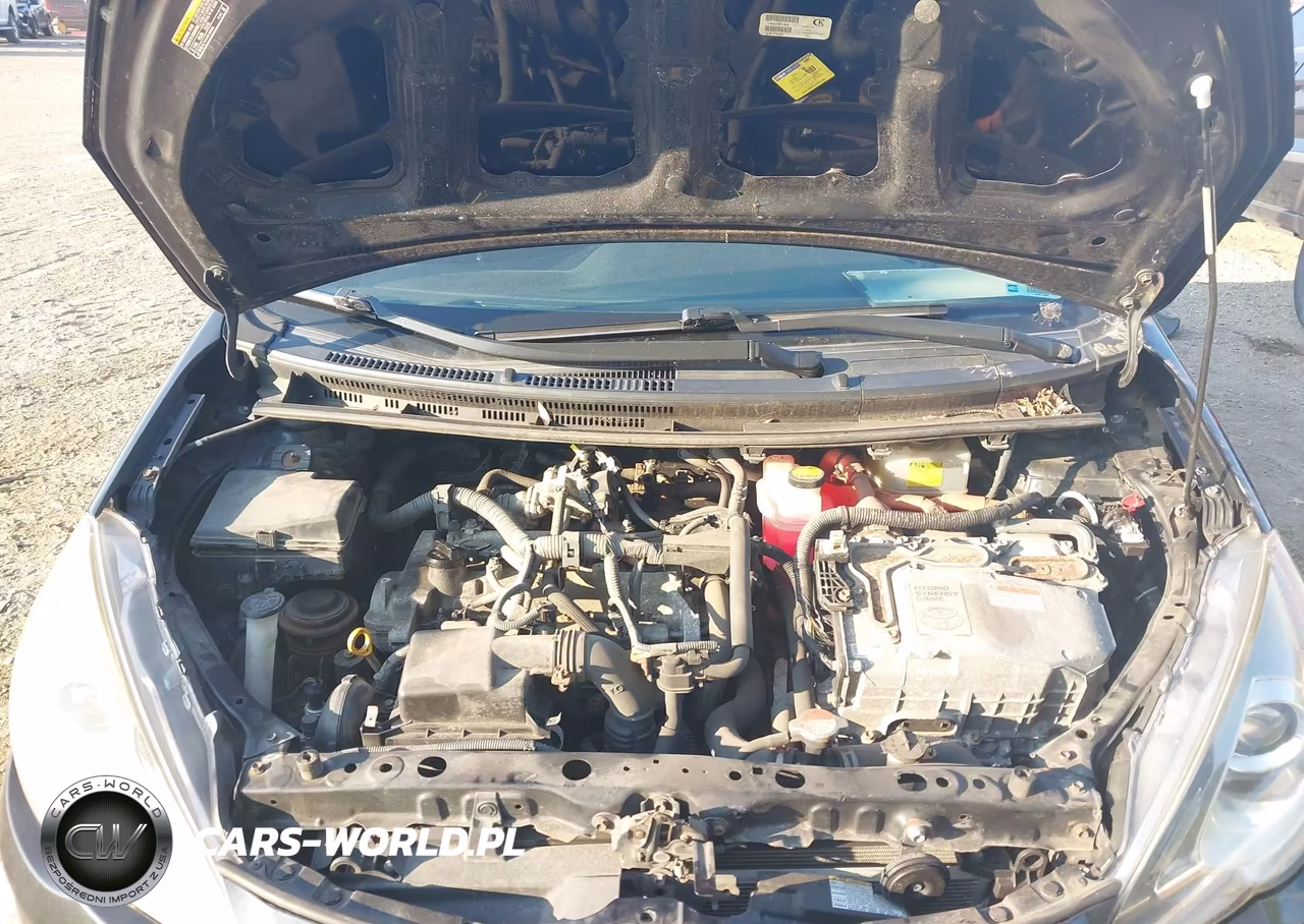 2016 Toyota Prius C Four VIN:JTDKDTB3XG1122794 - 8