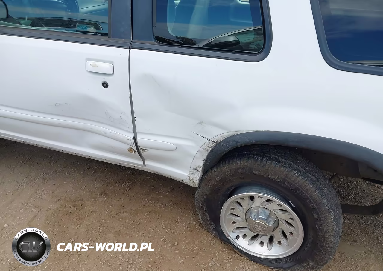 1998 Ford Explorer Sport VIN:1FMYU22X5WUB67092 - 6