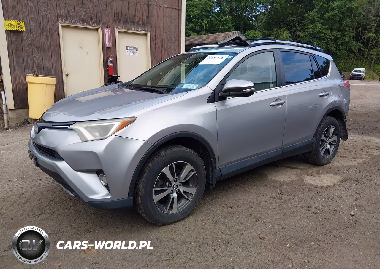 2017 Toyota Rav4 Xle VIN:2T3RFREV6HW567335 - 2