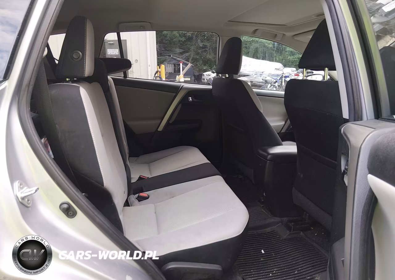 2017 Toyota Rav4 Xle VIN:2T3RFREV6HW567335 - 8
