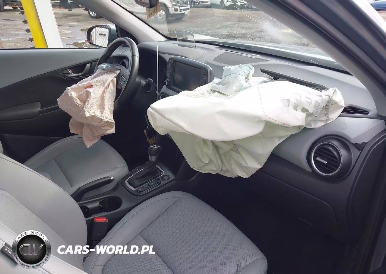 2020 Hyundai Kona Ultimate VIN:KM8K5CA51LU523364 - 5