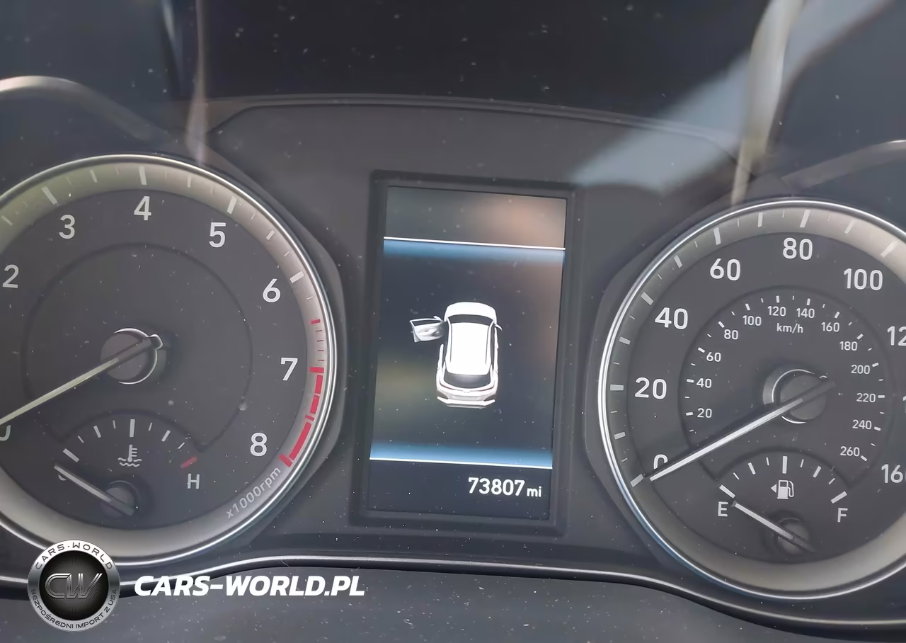 2020 Hyundai Kona Ultimate VIN:KM8K5CA51LU523364 - 7
