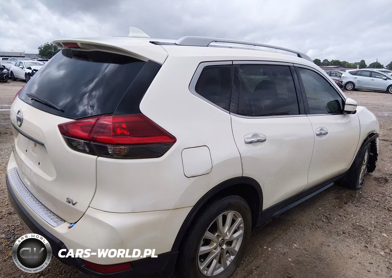2018 Nissan Rogue Sv VIN:5N1AT2MT3JC850177 - 4