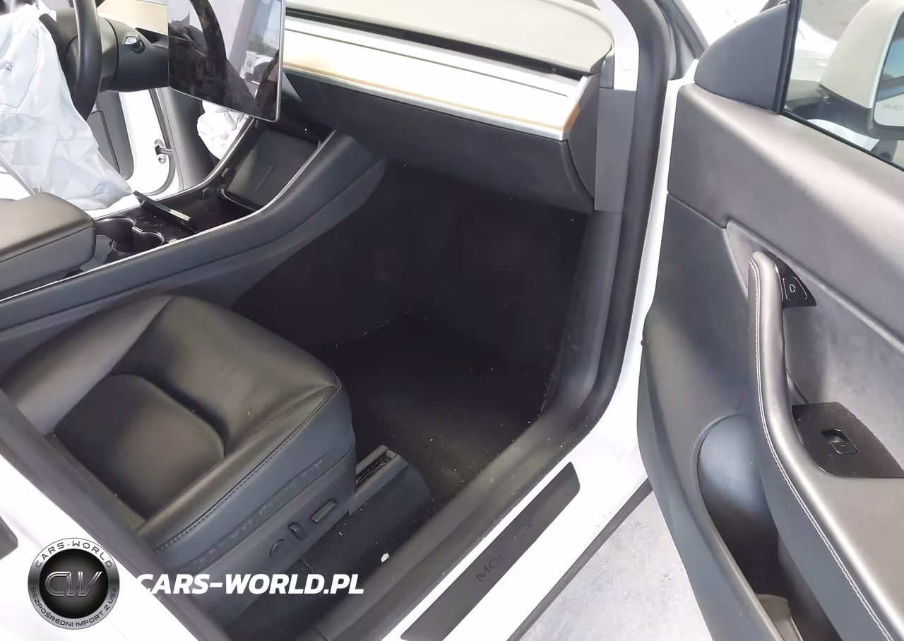 2020 Tesla Model Y Long Range Dual Motor All-Wheel Drive VIN:5YJYGDEE8LF044151 - 5