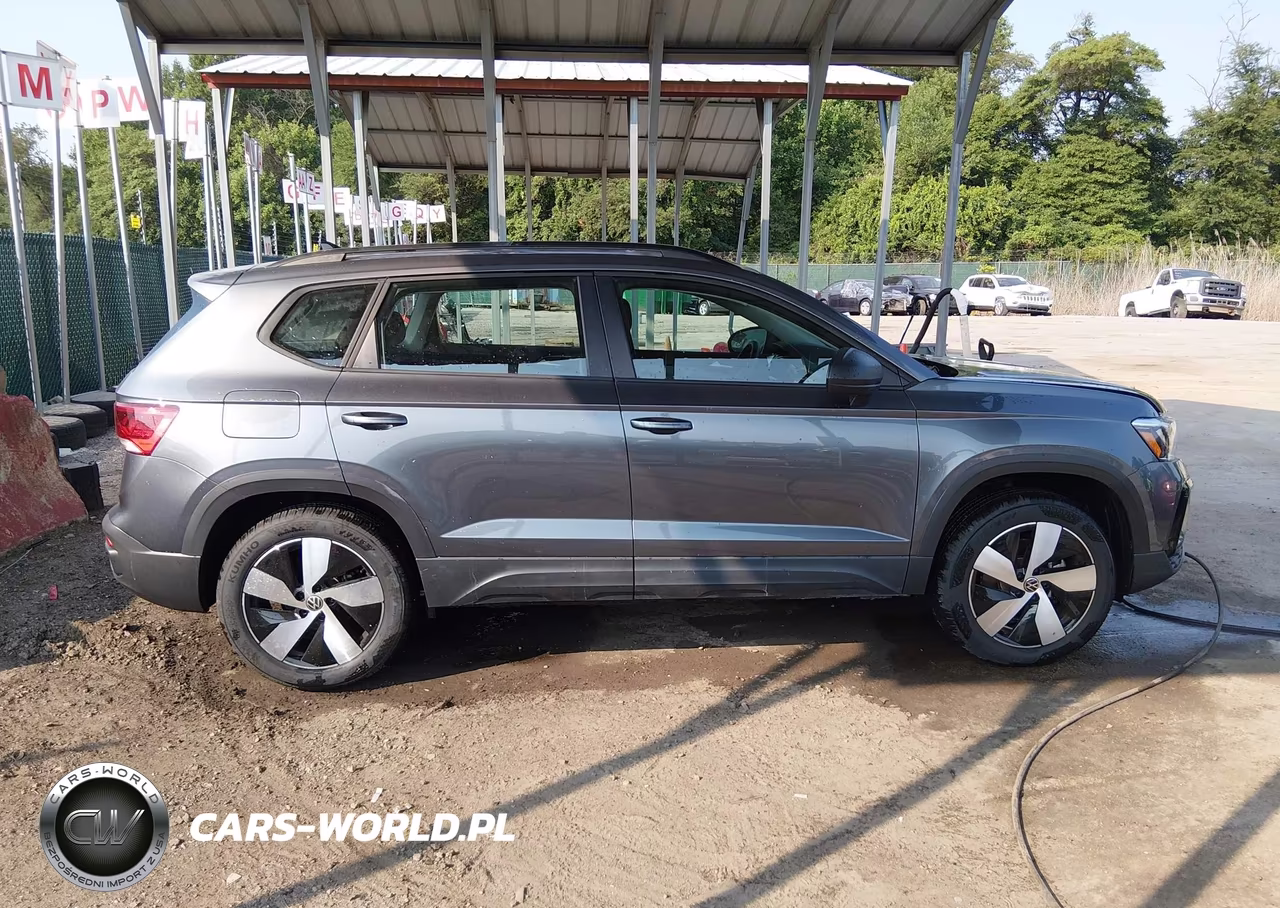 2024 Volkswagen Taos 1.5T S VIN:3VV8X7B27RM062612 - 13
